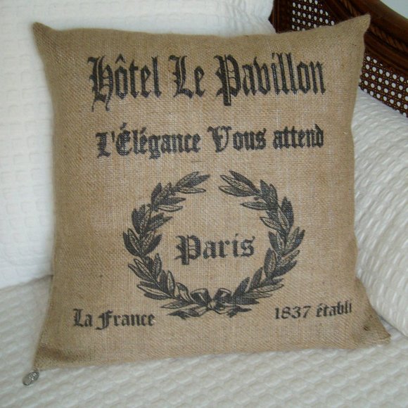 Vintage French Grain Sack Burlap Pillow Cover - Picture 4 of 4